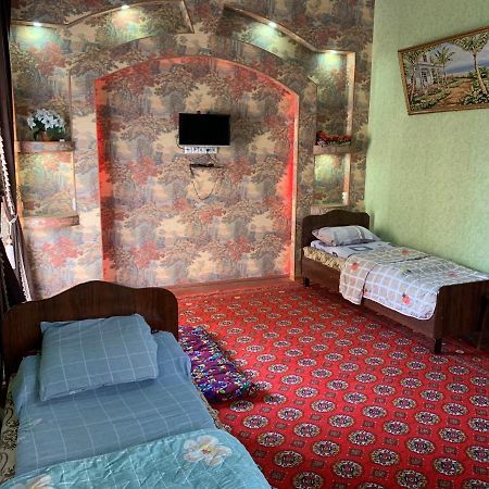 Muharram Homestay In The Neighborhood Of The Registan Square, 家族 ゲストハウス Samarkand Ngoại thất bức ảnh