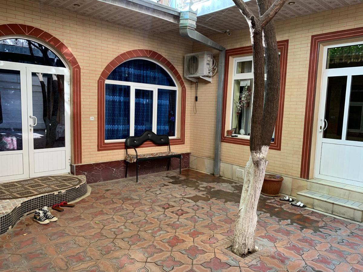Muharram Homestay In The Neighborhood Of The Registan Square, 家族 ゲストハウス Samarkand Ngoại thất bức ảnh