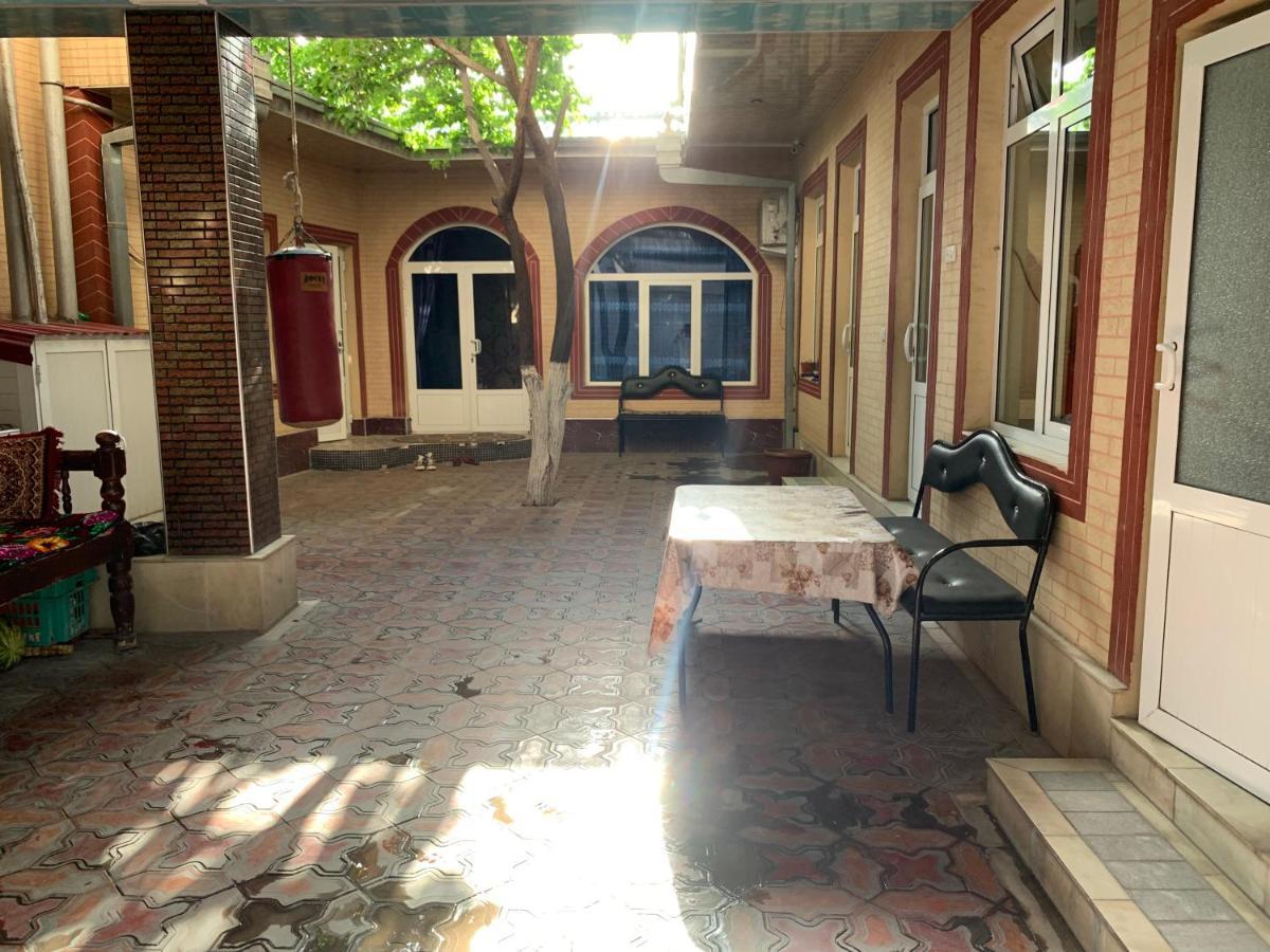 Muharram Homestay In The Neighborhood Of The Registan Square, 家族 ゲストハウス Samarkand Ngoại thất bức ảnh