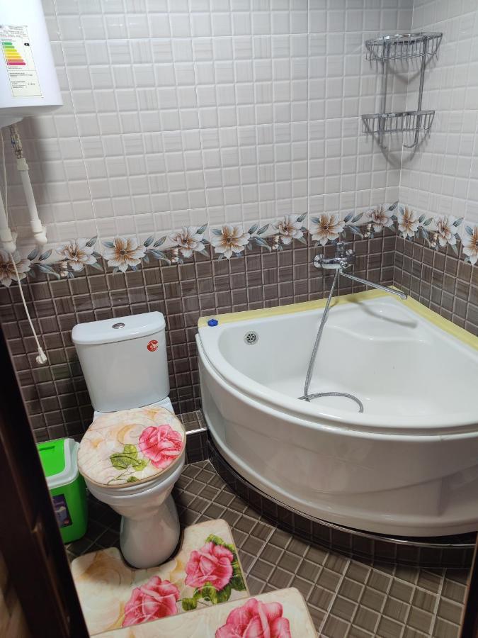 Muharram Homestay In The Neighborhood Of The Registan Square, 家族 ゲストハウス Samarkand Ngoại thất bức ảnh
