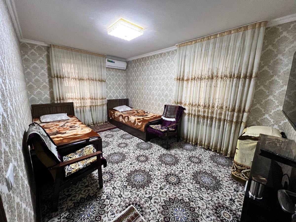 Muharram Homestay In The Neighborhood Of The Registan Square, 家族 ゲストハウス Samarkand Ngoại thất bức ảnh