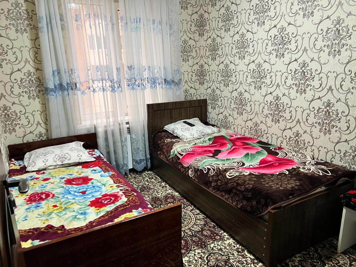 Muharram Homestay In The Neighborhood Of The Registan Square, 家族 ゲストハウス Samarkand Ngoại thất bức ảnh