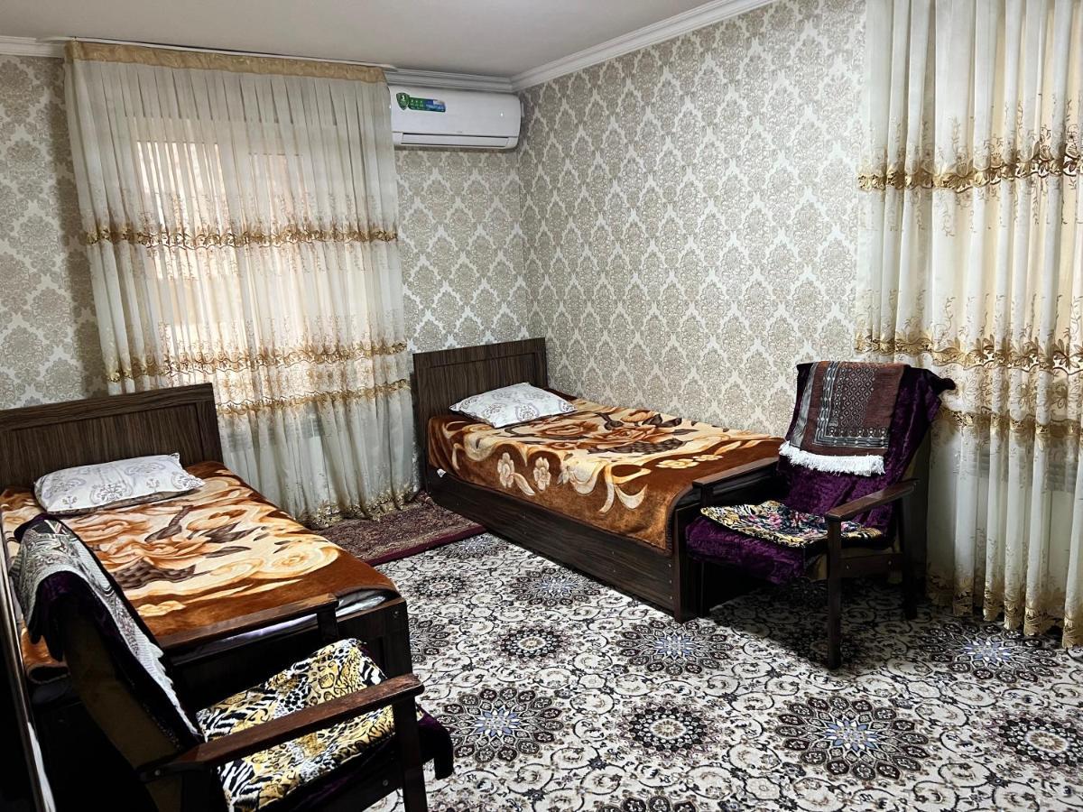 Muharram Homestay In The Neighborhood Of The Registan Square, 家族 ゲストハウス Samarkand Ngoại thất bức ảnh